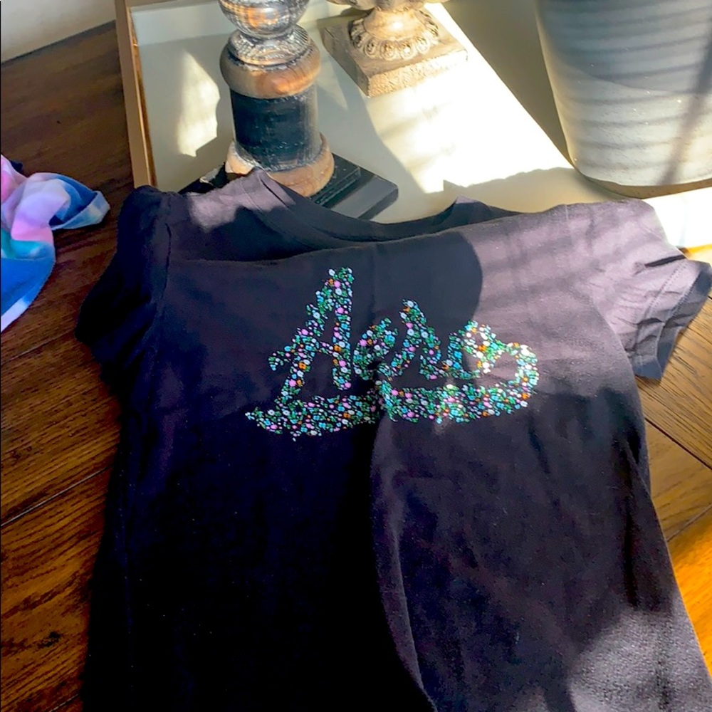 Aero logo shirt